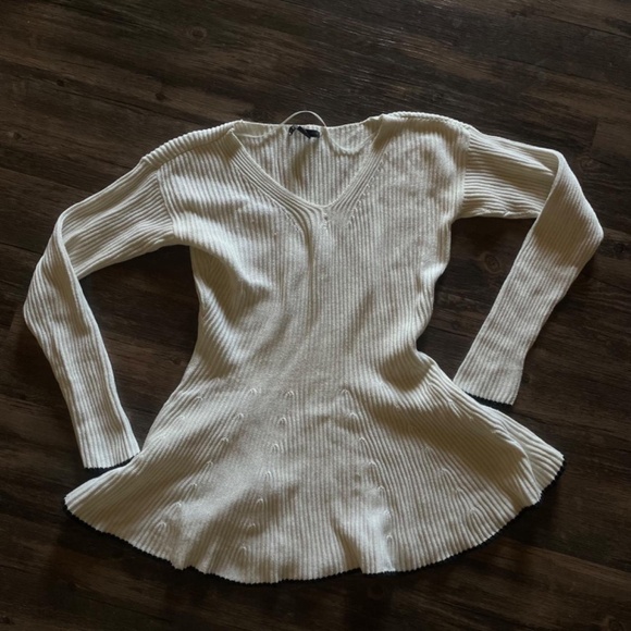 Chic Armani Sweater Dress/Top - Picture 8 of 8